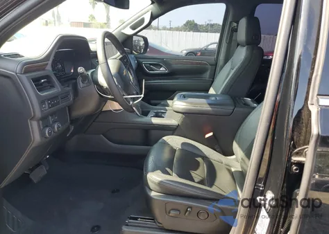 2022 Chevrolet Suburban C1500 Lt z USA, uszkodzony, nr VIN 1GNSCCKT1NR305591